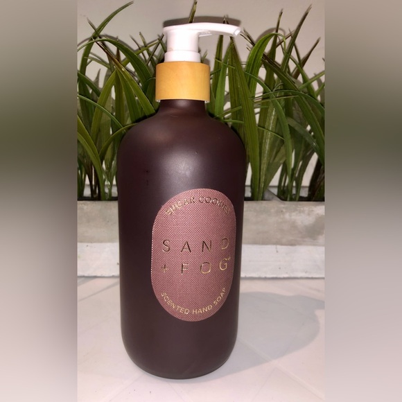 Sand + Fog Sugar Cookies Scented Hand Soap - Picture 2 of 2